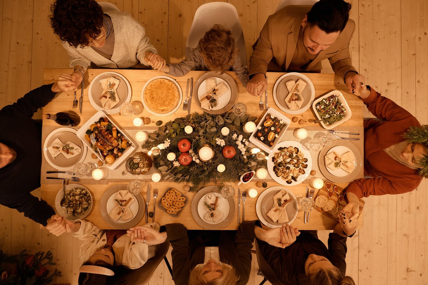10 Strategies for Navigating Holiday Family Gatherings